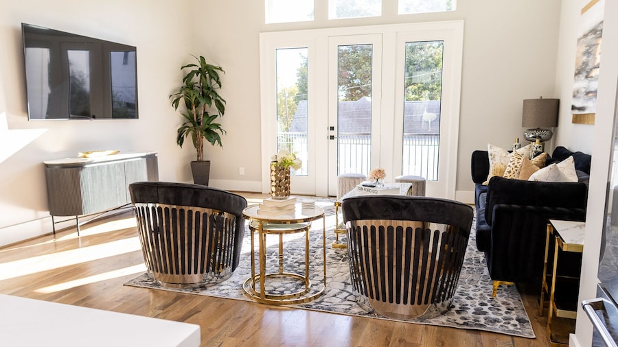 Stylish Luxury Downtown Home