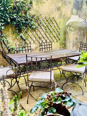 Restauration en plein air