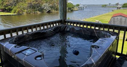 Waterfront home in the heart of Carova Beach!!!