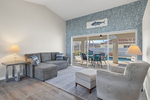 Living area - South Facing Pool Home in Cape Coral   (Cape Coral)