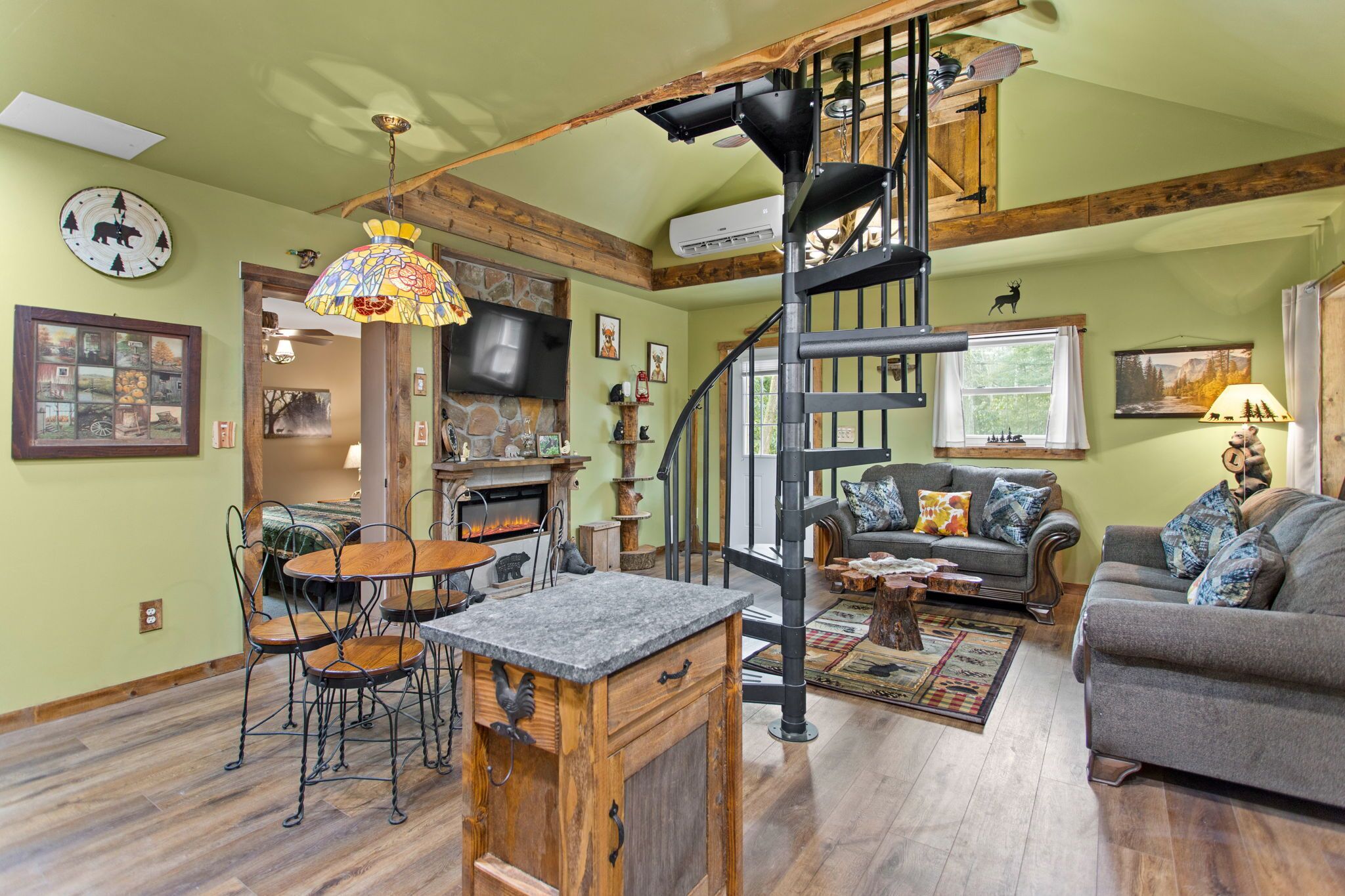 スマートテレビ、暖炉