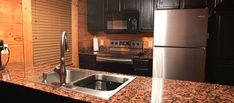 SMOKY MOUNTAIN HIGH GETAWAY