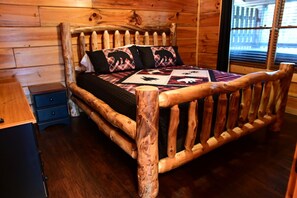 3 bedrooms, iron/ironing board, free WiFi, bed sheets - SMOKY MOUNTAIN HIGH GETAWAY (Sevierville)