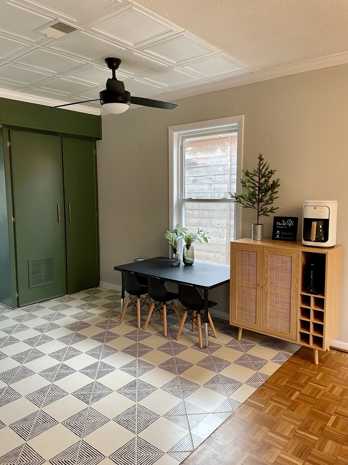Photo 18 of Family and pet friendly stylish home in excellent Heights location.