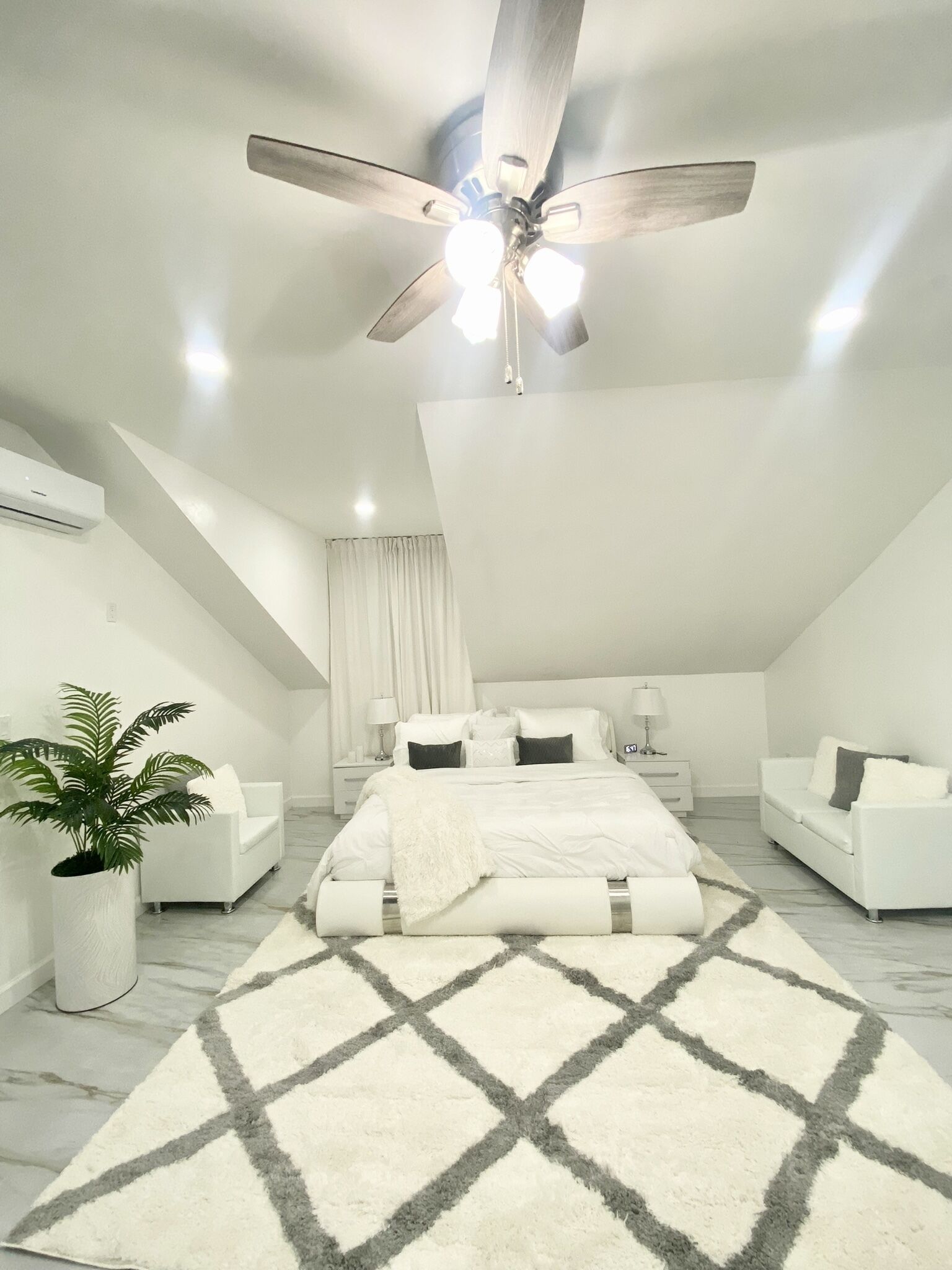 3 Schlafzimmer, kostenloses WLAN, Bettwäsche