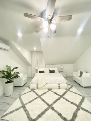 3 bedrooms, free WiFi, bed sheets - Stunning Ocean view home with luxury amenities! (Marsh Harbor)