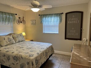 2 dormitorios, tabla de planchar con plancha, wifi gratis y ropa de cama