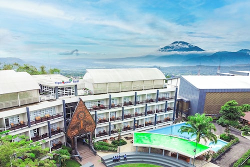 Griya Persada Convention Hotel & Resort