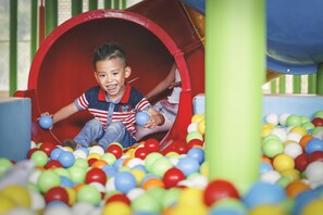 Children’s play area – indoor