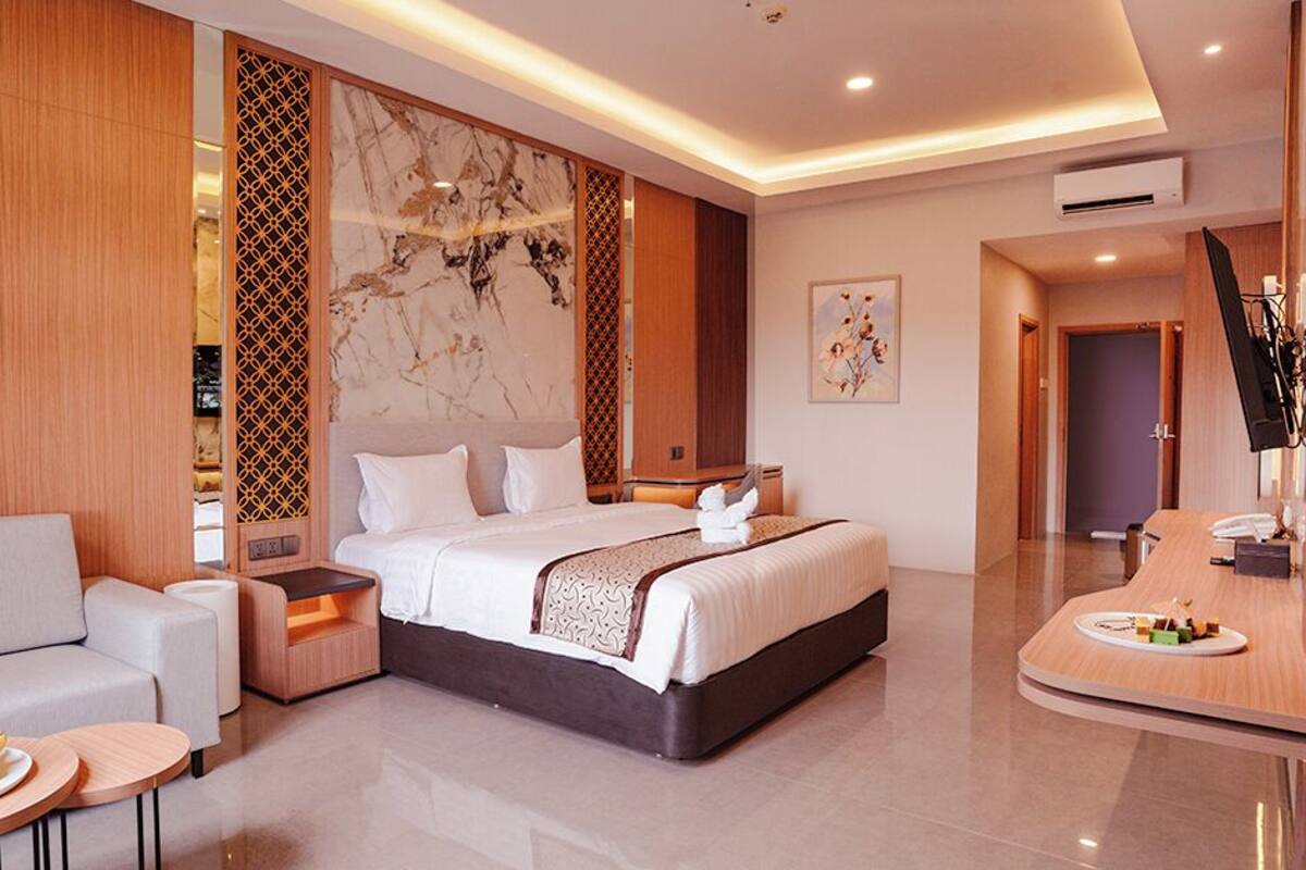 Premier Double Room | Free WiFi