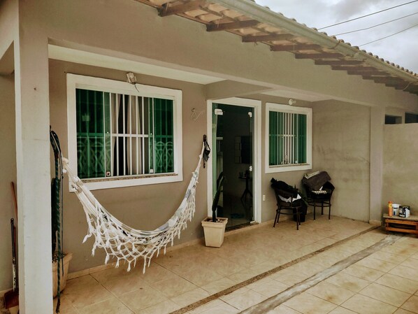 Terrace/patio - Holiday home with pool in Costa Azul - Rio das Ostras  (Rio das Ostras)