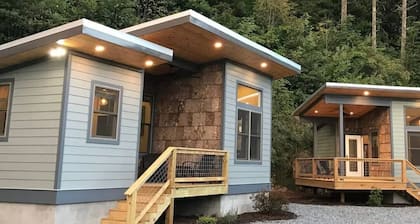 River's Edge on the Water in Bryson City