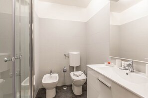 Shower, bidet - Suite 5 Palazzo Marconi (Bologna)