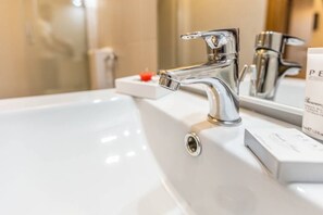 Shower, bidet - Suite 5 Palazzo Marconi (Bologna)