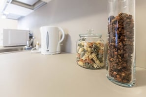 Alimentos y bebidas