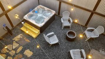 Bain à remous extérieur