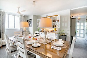 Déjeuner continental gratuit tous les jours