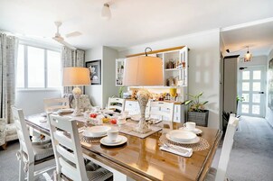 包含每日欧式早餐