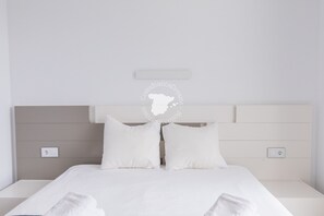 3 dormitoris, planxa i posts de planxar, wifi gratuïta i roba de llit 