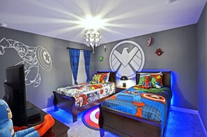 9 bedrooms, iron/ironing board, WiFi, bed sheets