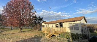 Mahnomen Cottage: Hike, Bike, Fish, & Relax only 2 hrs north of the Twin Cities!