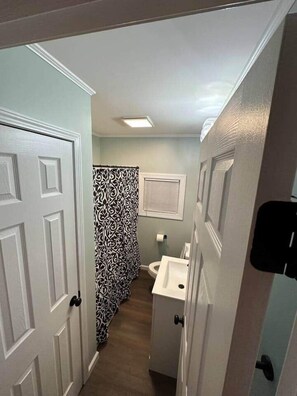 تجهيزات دش، مناشف