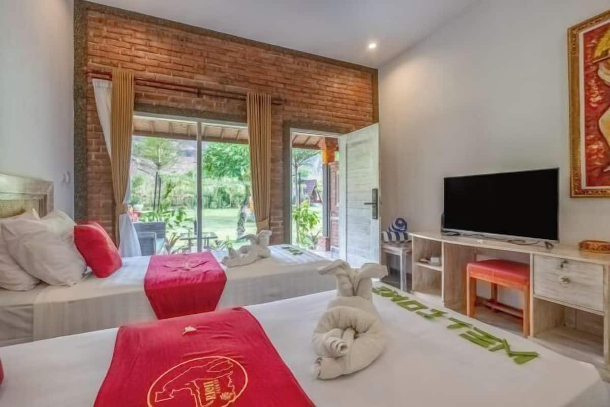 1 bedroom, in-room safe, individually decorated, individually furnished