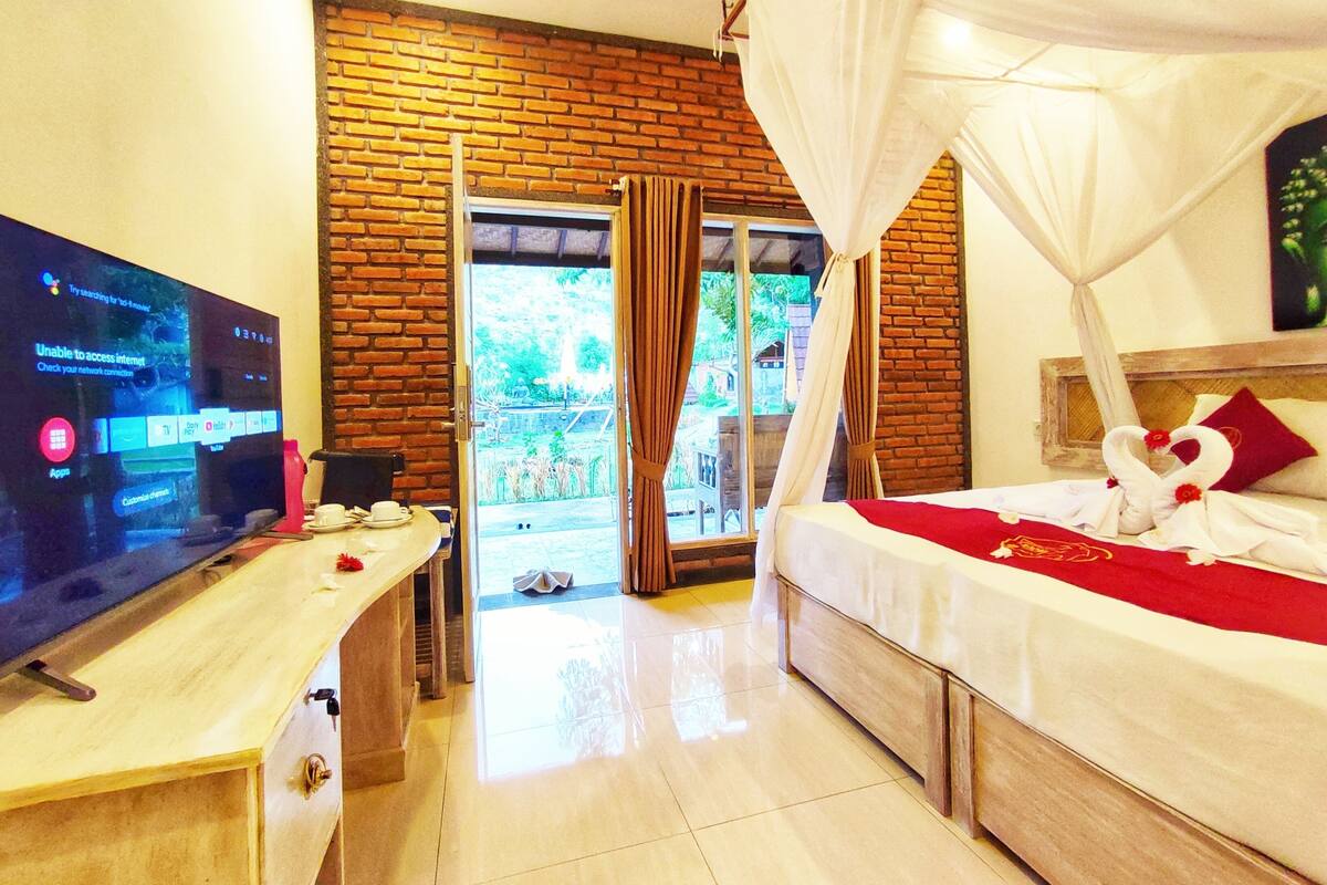 ห้องดีลักซ์ | ตู้นิรภัยในห้องพัก, โต๊ะทำงาน, พื้นที่ทำงานแบบใช้แล็ปท็อป, ห้องเก็บเสียง