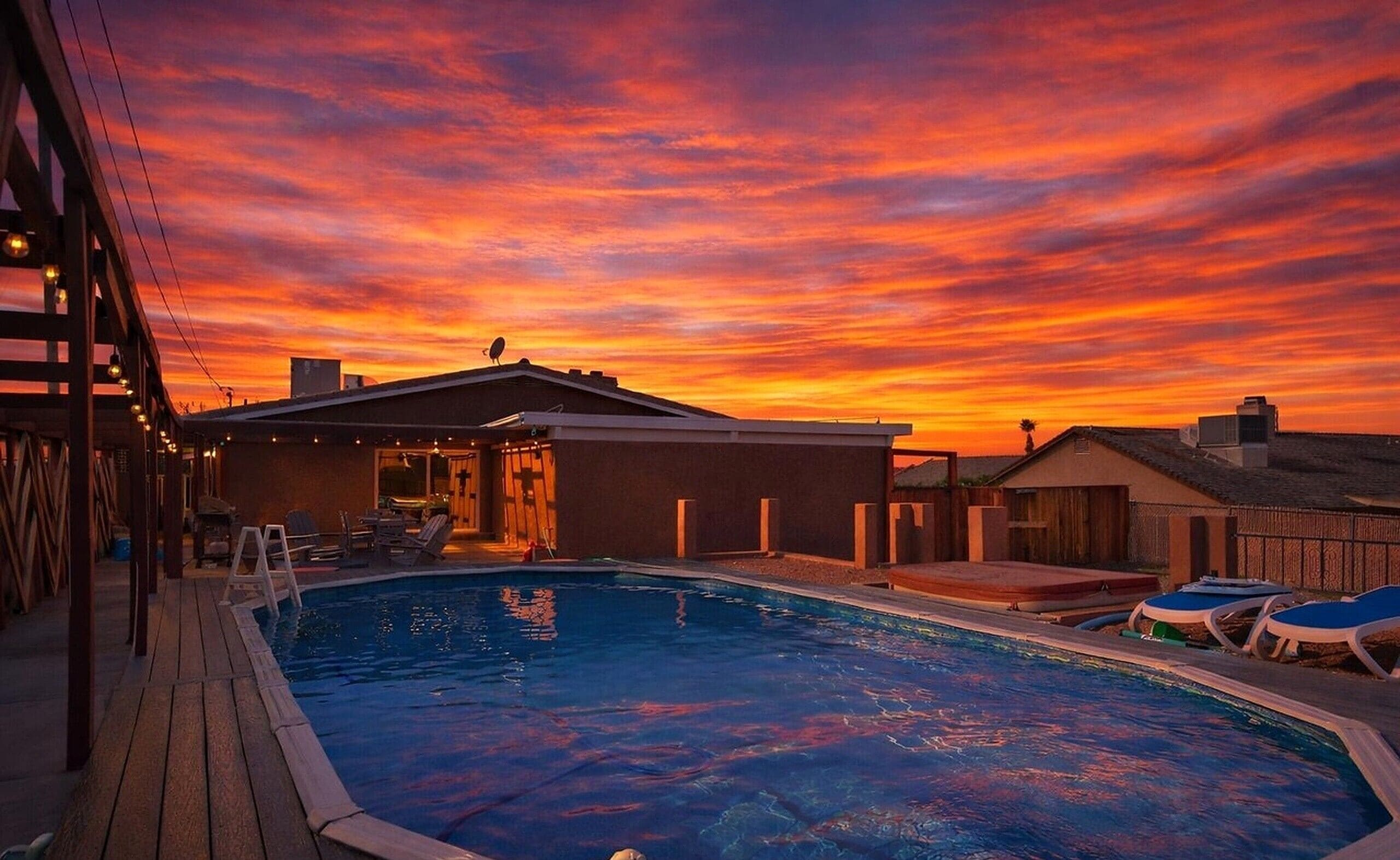 Outdoor pool, a heated pool