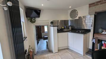 Fridge, microwave, stovetop, toaster