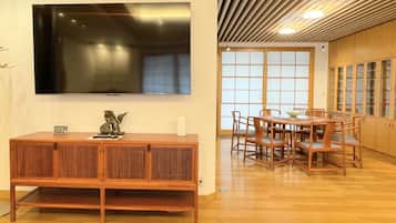 Design Villa | Living area | TV