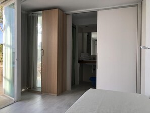3 chambres, fer et planche Ă repasser, accĂšs Internet, draps fournis
