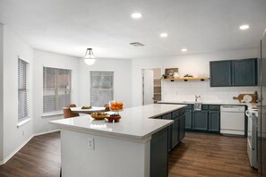 Fridge, microwave, oven, stovetop - Shady Oak Pool House San Antonio (Live Oak)