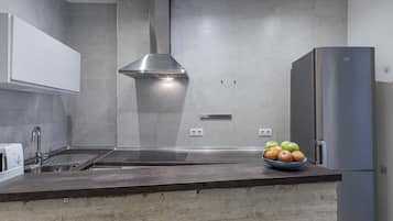 Macchina per tè/caffè, frigorifero, microonde, forno
