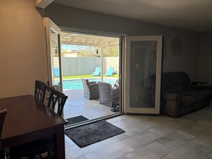Interior - Comfortable and fun! Pool, game room, outdoor living spaces, great location ++++ (Phoenix)