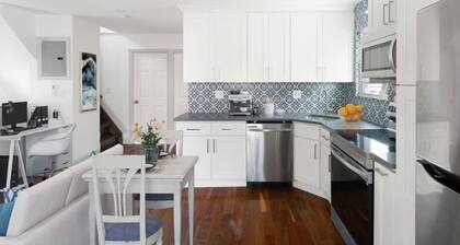 Brand new 6 bedroom house close to JFK and LGA airport.