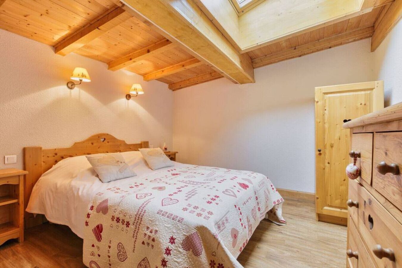 1 camera, ferro/asse da stiro, Wi-Fi gratuito, lenzuola