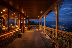 Terrace/patio - Hotel Forest View and Restaurant (Dehradun)