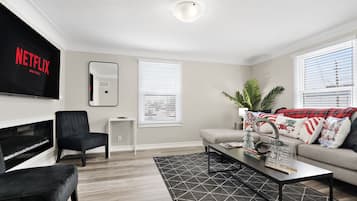 TV connectée, cheminée