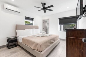 1 chambre, fer et planche à repasser, lit de bébé portatif, Wi-Fi