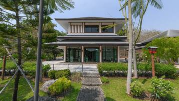 Junior Suite Garden View | View from room