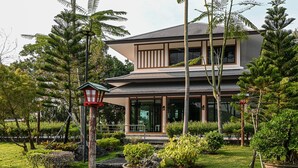 Ảnh chưa phân loại, 4 trong số 147 ảnh, nút