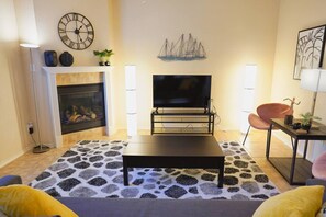 TV, Netflix, streaming services - TWO Cozy Homes Little Elm/Frisco (Little Elm)