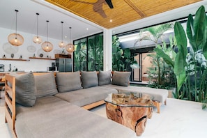 Basic Villa, Multiple Beds | Interior - Villa Green Pearl (Ubud)