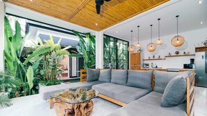 Basic Villa, Multiple Beds | Interior - Villa Green Pearl (Ubud)