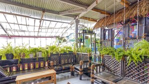 Khu tiếp khách ở sảnh