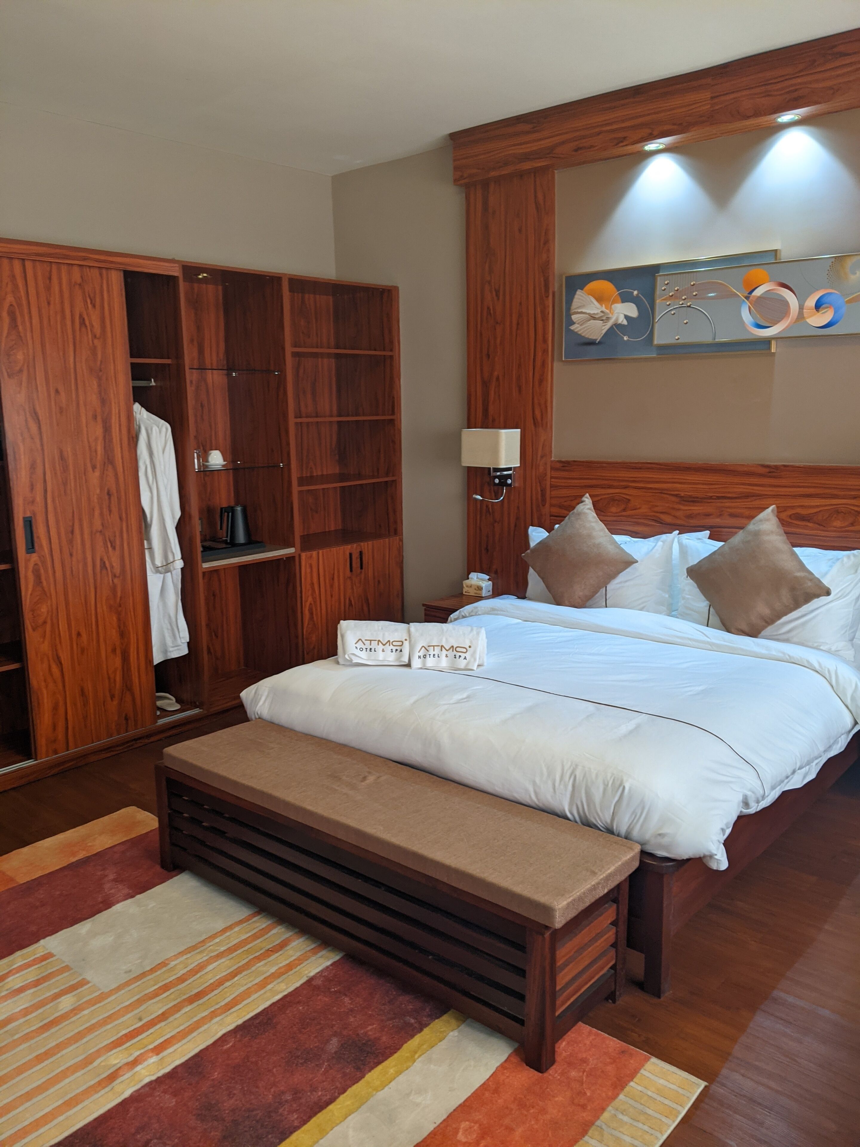 standard double room | minibar, in-room safe, desk, soundproofing