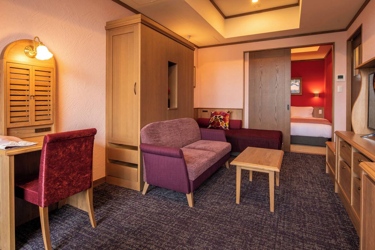 ห้องดีลักซ์ทริปเปิล, 3 ห้องนอน, ปลอดบุหรี่ (Deluxe Twin for 3pax,  Open-Air Bath) | มินิบาร์, ตู้นิรภัยในห้องพัก, ห้องพักตกแต่งอย่างมีเอกลักษณ์