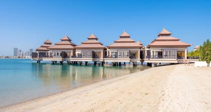 Ultra Luxury Palm - Mina Azizi Beachfront - Private Beach and Pool