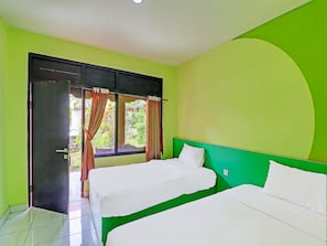 Quarto duplo superior | Wi-Fi de cortesia, roupa de cama